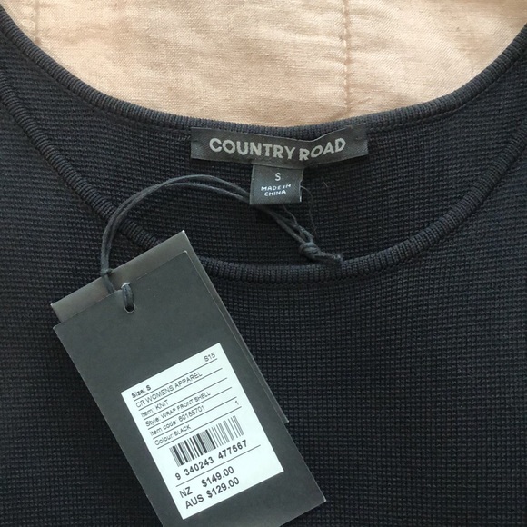 Country Road compact knit black top - Picture 3 of 12